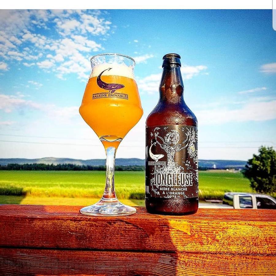 La Baleine Endiablee Microbrasserie Riviere-Ouelle Exterior photo